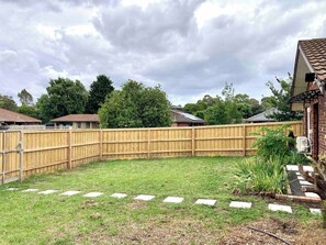 Property grounds - Private Guest Suite near Westfield Shopping Mall (Narre Warren)