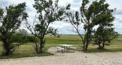 Charming campground in outside of Dickinson perfect for your outdoor getaway!
