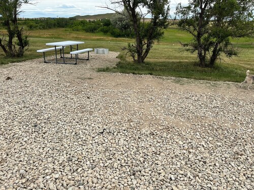 Charming campground in outside of Dickinson perfect for your outdoor getaway!