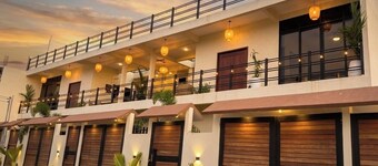 Modern Boutique 2-Bedroom Apartment with Views of the Lake and Flores Island