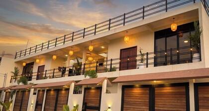 Modern Boutique 2-Bedroom Apartment with Views of the Lake and Flores Island