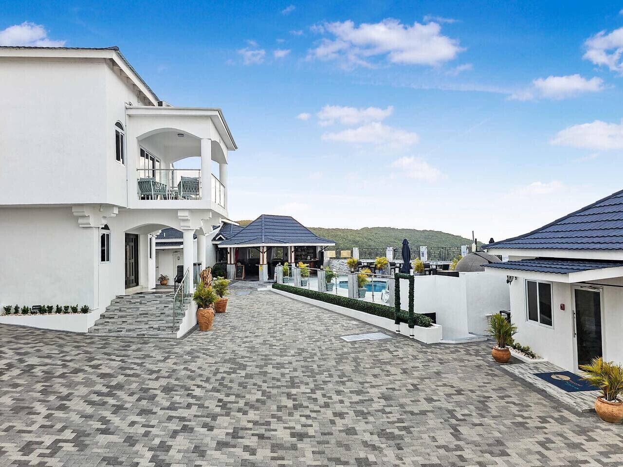 Estudio, balcón, vista al océano | Exterior