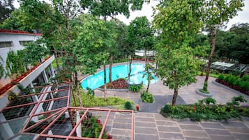 Piscine extérieure