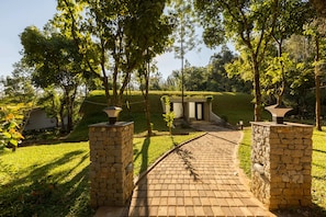 Luxury Suite, Garden View | Property grounds - Siri Nature Resort (Chikkamagaluru)