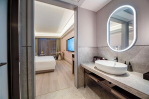 Habitación individual superior | Escritorio, espacio para trabajar con un portátil, wifi gratis