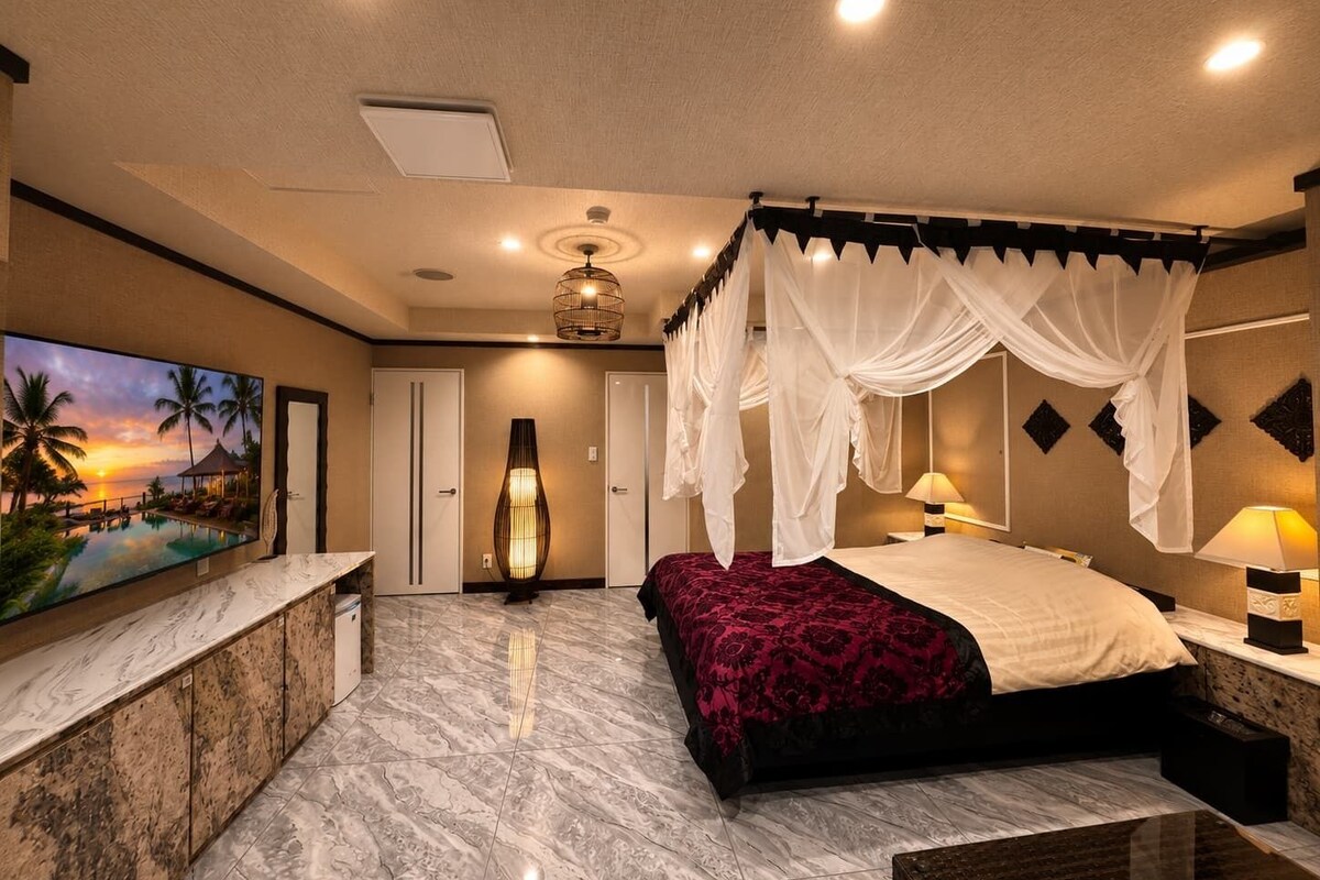 Quarto casal superluxo, para fumantes | Wi-Fi de cortesia, roupa de cama