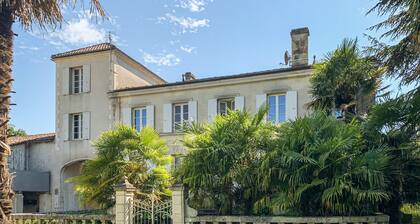 3 bedroom pet friendly apartment in Tesson