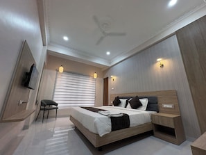 Premium Room - The Hotel Phoenix Inn (Indore)