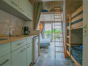Internet - Fully equipped beach house with a terrace (Ellemeet)