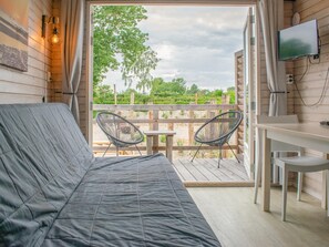 Living area - Fully equipped beach house with a terrace (Ellemeet)