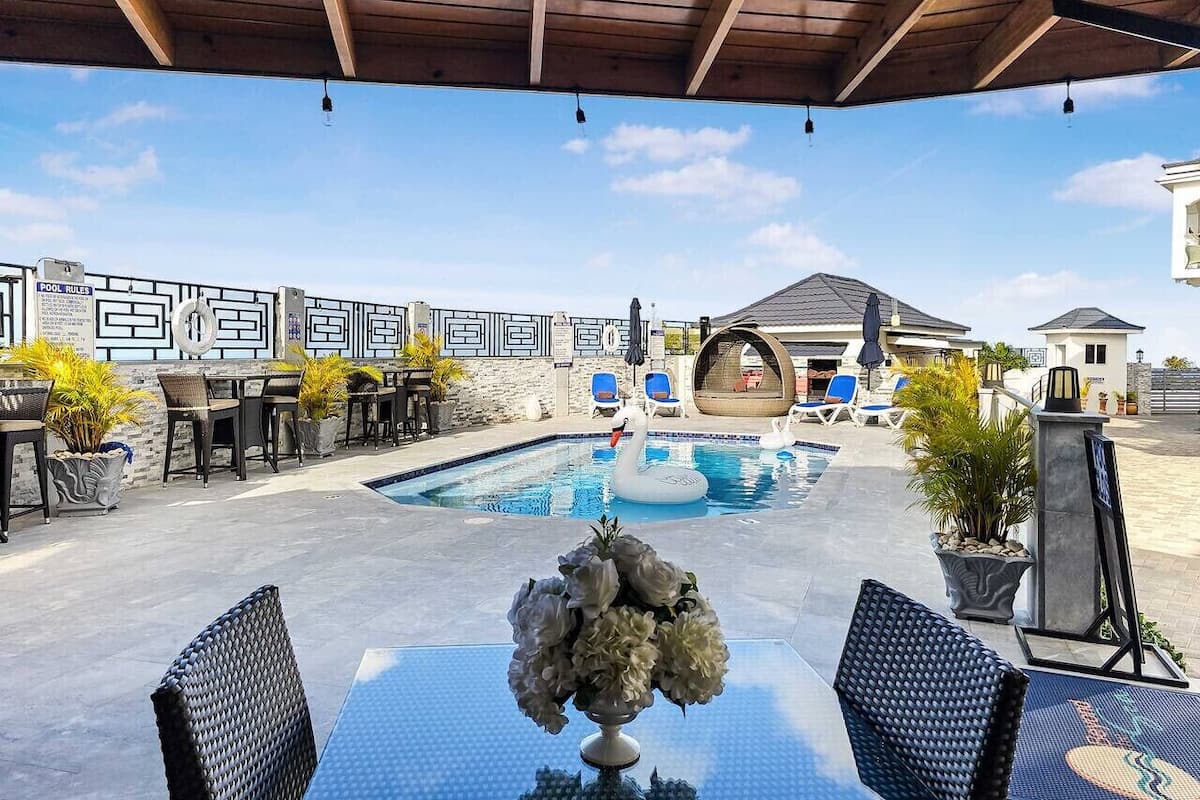 Studiolejlighed - balkon - bjergudsigt | Pool