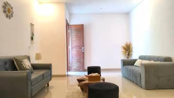 Biệt thự, quang cảnh vườn | Khu phòng khách