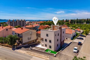 Honeymoon-Apartment, 3 Schlafzimmer, 2 Bäder (Zadar 3BR Penthouse /w Rooftop) | Außenbereich