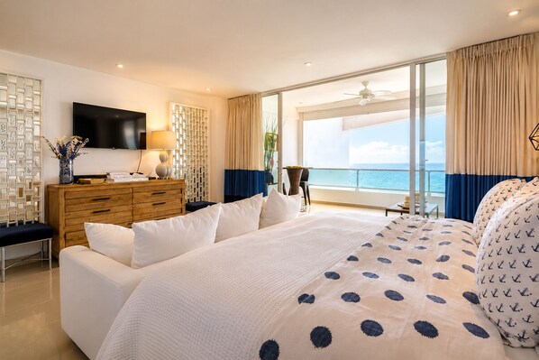 Room - Luxury Oceanfront 3BR Duplex Penthouse Private Rooftop Jacuzzi (Playa Juan Dolio)