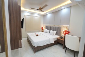 Room - Hotel Kanishka Inn (Varanasi)