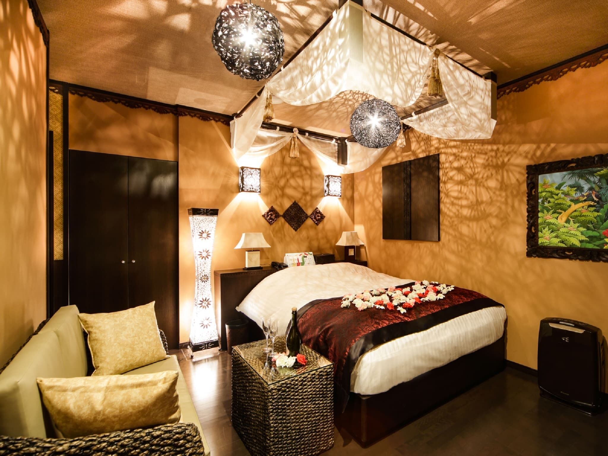 Moderate Double Room (Smoking Allowed) | WiFi (free), bed sheets
