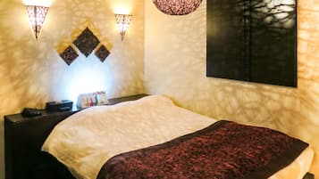 Habitación básica doble, para fumadores (Moderate (Smoking Allowed)) | Wifi gratis y ropa de cama