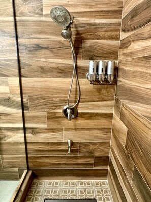 Bathroom - BTS7 (Montego Bay)