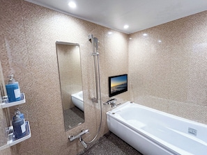 Superior Double Room, Smoking | Bathroom | Separate tub and shower, free toiletries, hair dryer, electronic bidet - hotel balibali uguisudani (Tokyo)