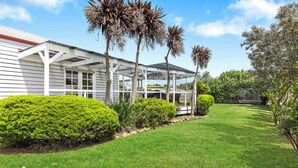 Property grounds - Corvi Beach House, Quiet Court (Ocean Grove)