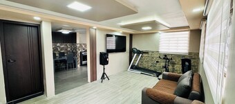 Apartment 10 minutes from Cotopaxi National Park; sleeps 4; free parking