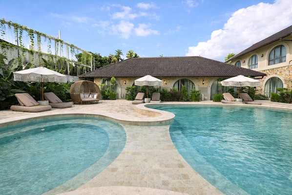 Outdoor pool - Maison Boheme Bali (Denpasar Selatan)