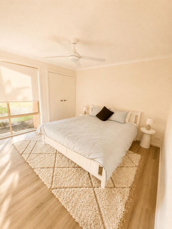 3 bedrooms, WiFi, bed sheets