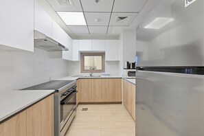 Apartment, Balkon, Kanalblick | Eigene Küche