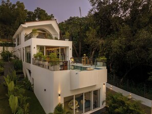 Ngoại thất