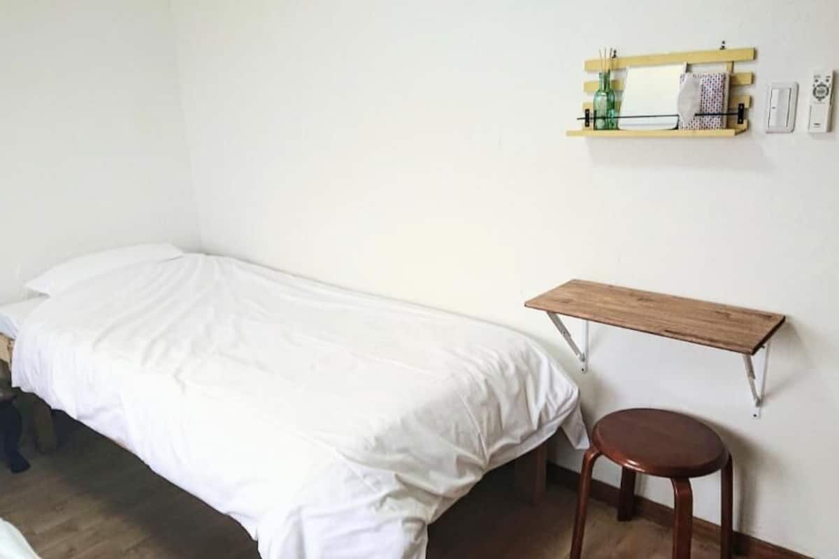 Habitación estándar con 2 camas individuales | Wifi gratis