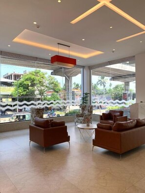 Lobby - Daya by Renai (Kanayannur)