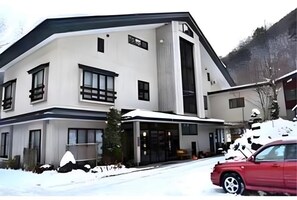 Exterior - +riverpool Glamping Saitama Chichibu (Minano)