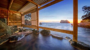 Spa - Dogashima Onsen Umibe no Kakure-yu Seiryu (Nishiizu)