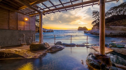 Dogashima Onsen Umibe no Kakure-yu Seiryu