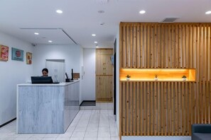 Lobby - ELE Hotel Higashi Nihonbashi (Tokyo)