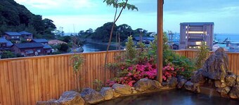 Shotenkyo Onsen Minatoso