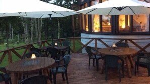 Outdoor dining - Sugadaira Kogen Petite Hotel Cyottya Garden (Ueda)