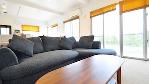 Living area - Pension Chiyoda (Miyakojima)