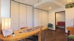 Interior - Hotel Pastime (Ooi)