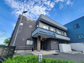 Exterior - Business Hotel Tsuruya (Sakai)