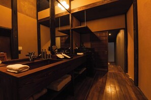 Bathroom - Kishoan (Kyoto)