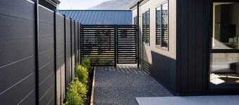Sunny Remarkables Retreat | Ski, Sip & Stay