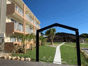 Exterior - Hortonoki Hotel & Tropical Garden (Motobu)