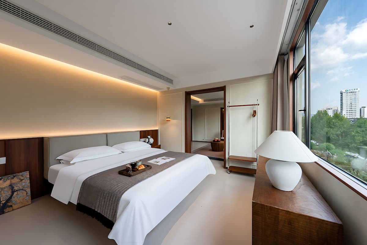 Elite Double Room, Courtyard View | Minibar, desk, blackout drapes, WiFi (free)