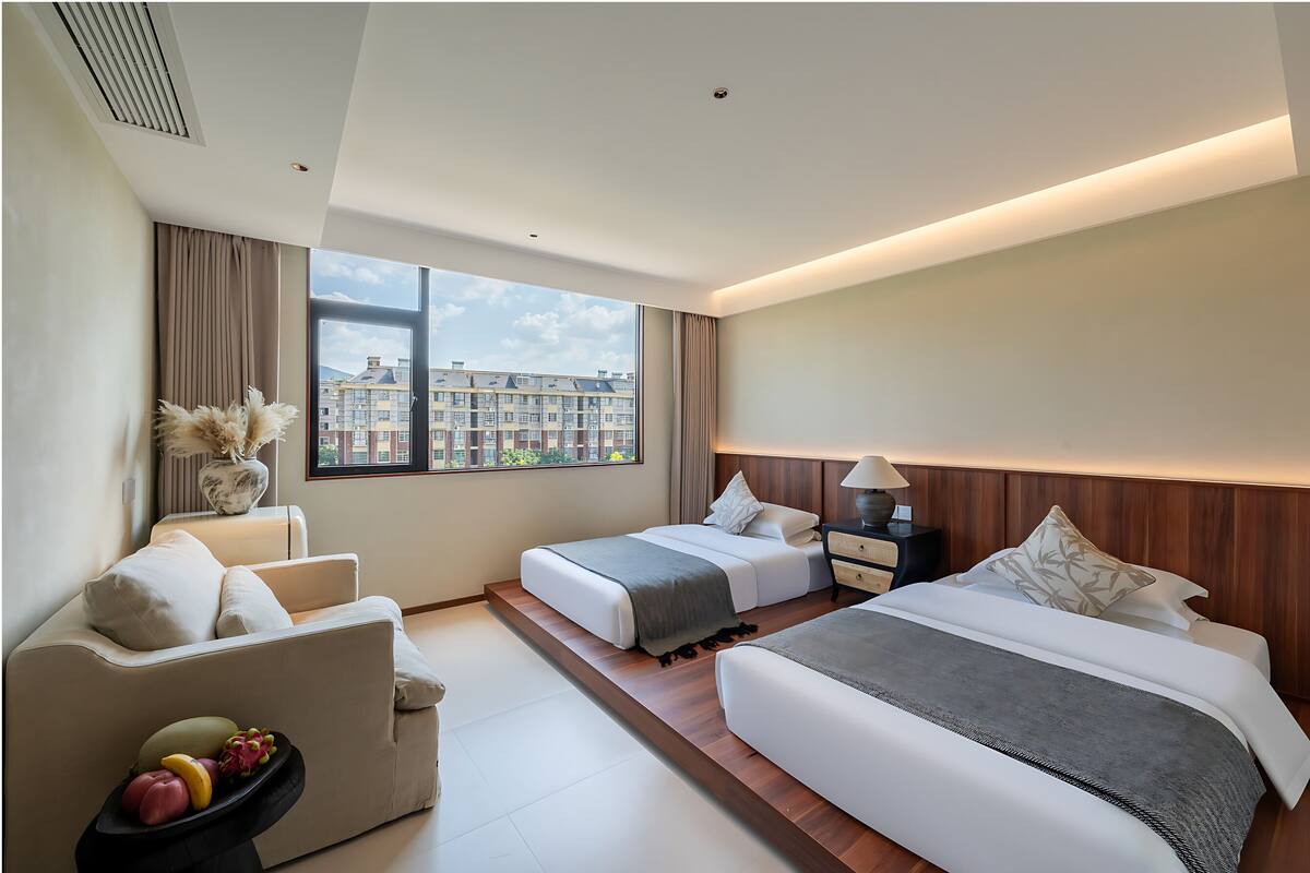 Quarto duplo standard, vista para o pátio