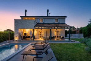 Pool - Villa Nevia (100671-K1) - Šivati (Šivati)
