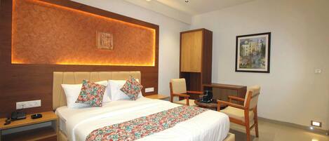 Deluxe Double Room, City View