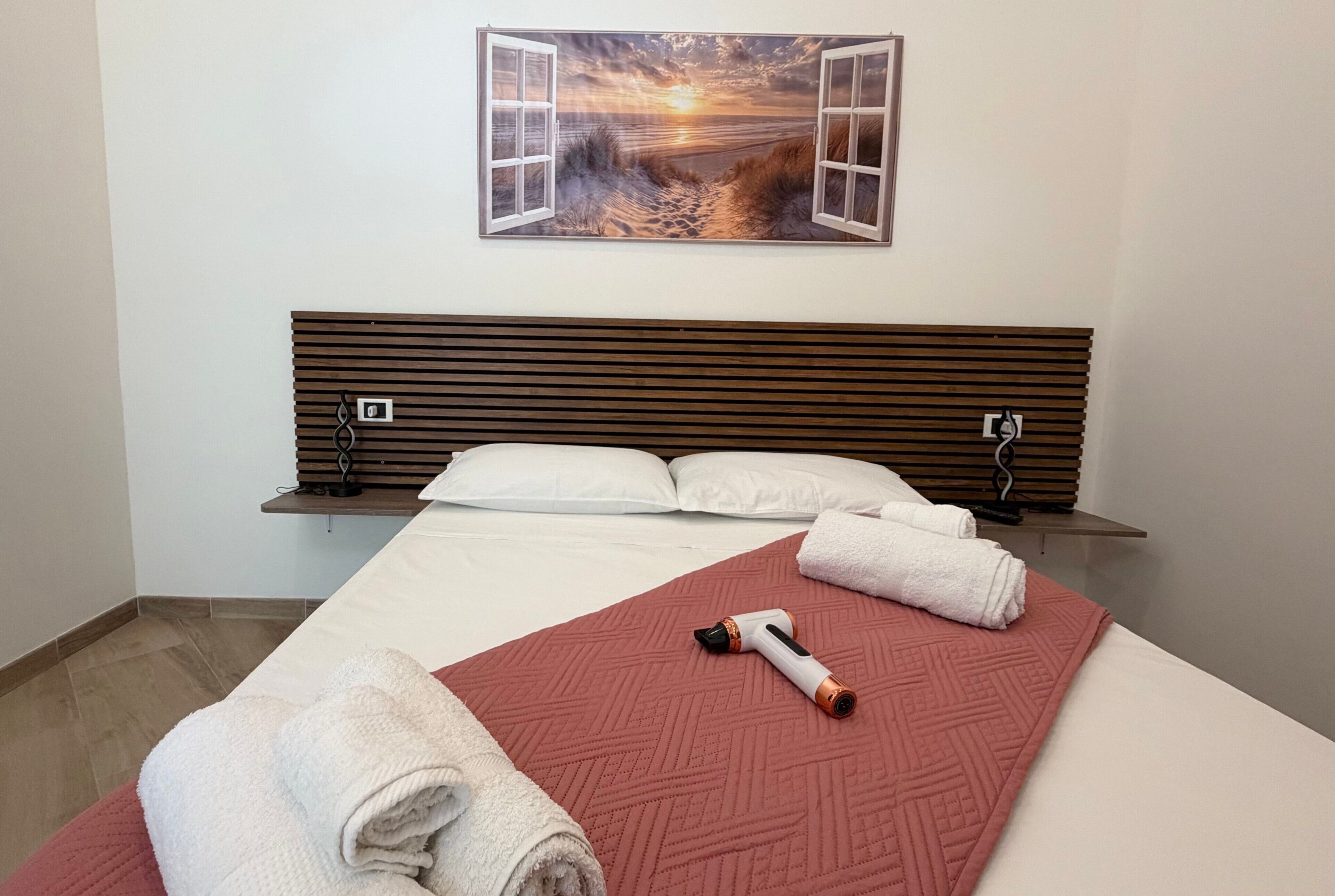 1 bedroom, WiFi, bed sheets