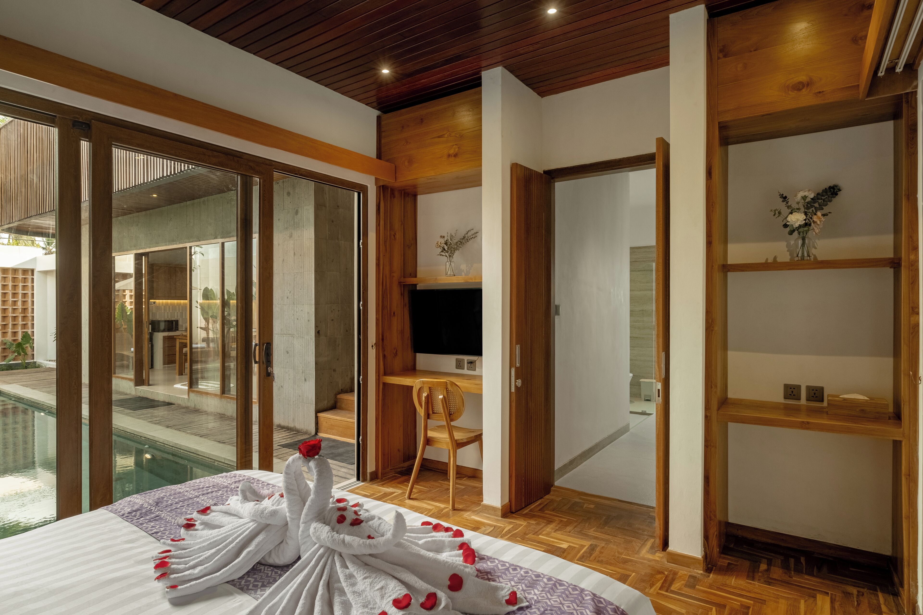 Villa, 3 Bedrooms, Pool View