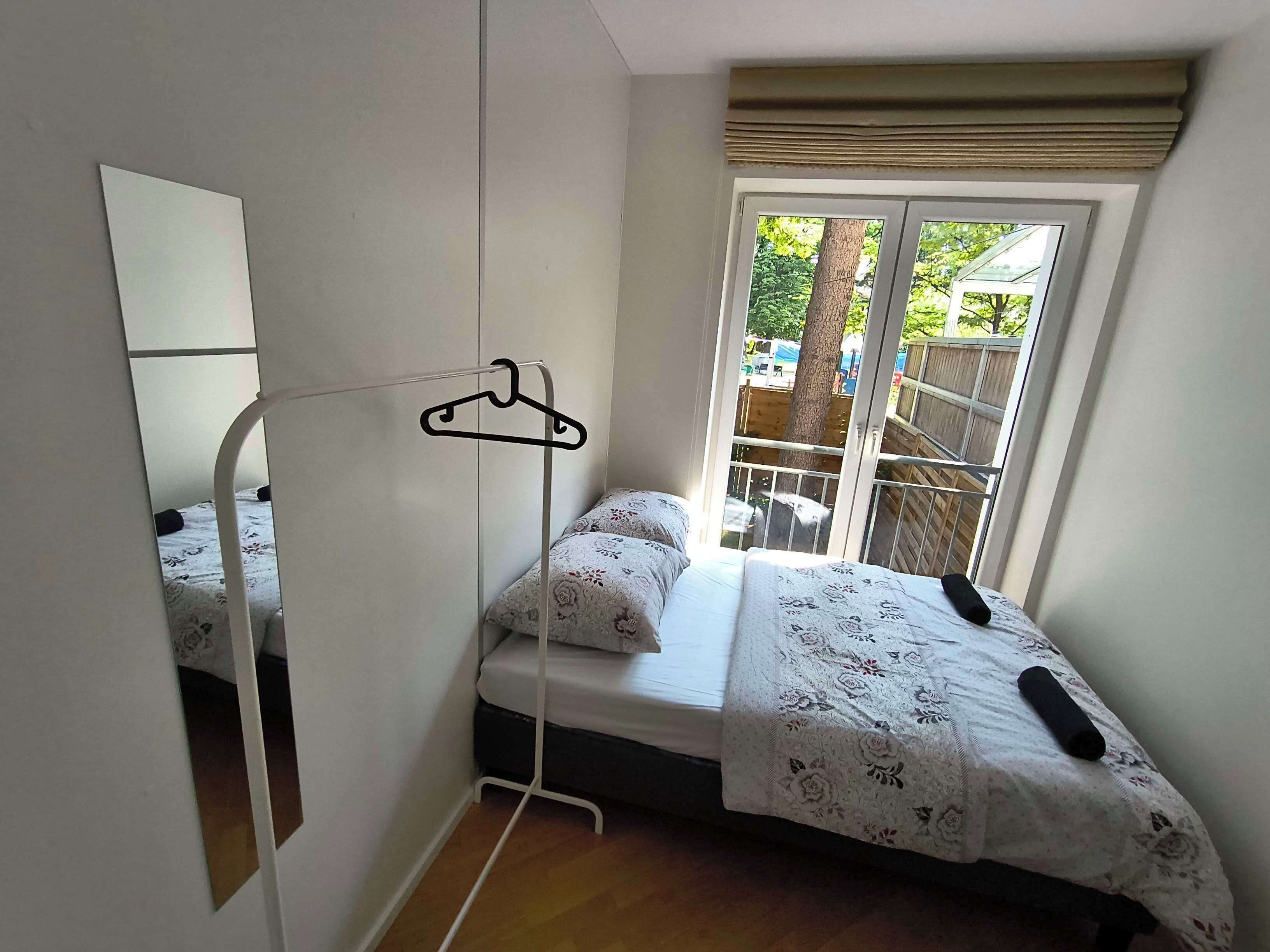 Basic Double Room, 1 Double Bed